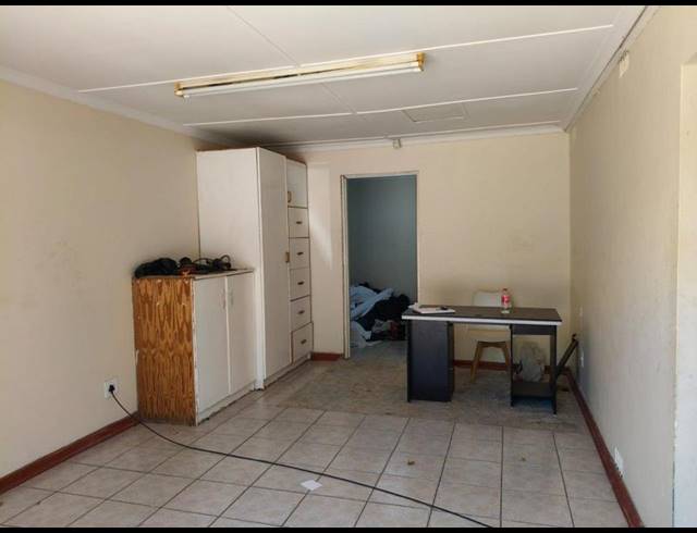 BUSINESS PROPERTY TO RENT IN MTHATHA CENTRAL